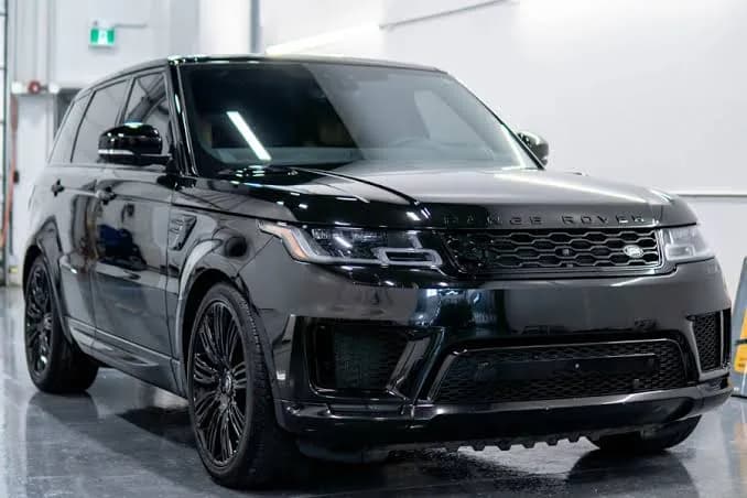 Chrome delete on black Range Rover Sport — South Yorkshire